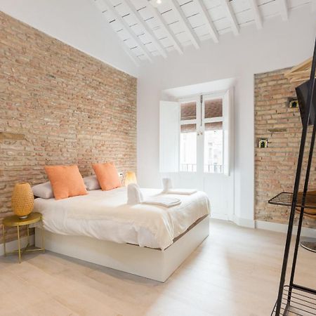 Te1A-El Teatro Brick Wall Suite Prime Location مالقة المظهر الخارجي الصورة