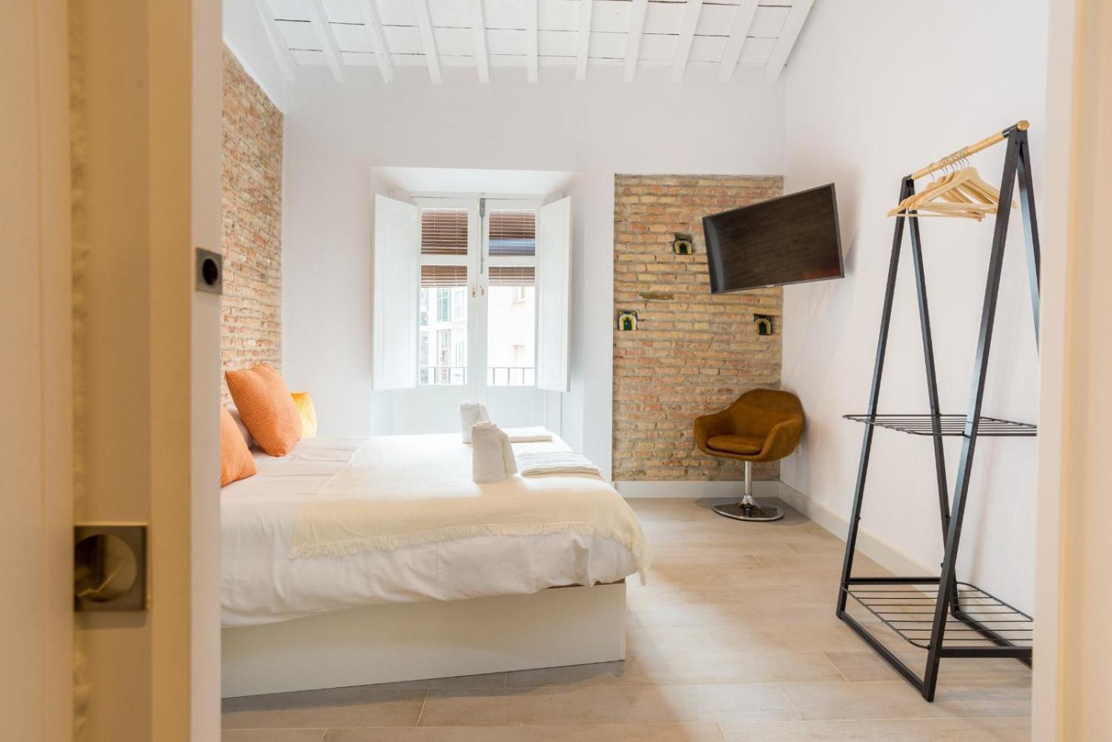 Te1A-El Teatro Brick Wall Suite Prime Location مالقة المظهر الخارجي الصورة